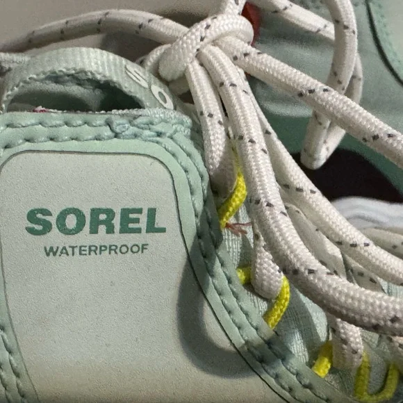 Sorel Kinetic Breakthru Venture Athletic Shoes Womens SZ 8.5M Perfect Condition - Picture 6 of 11